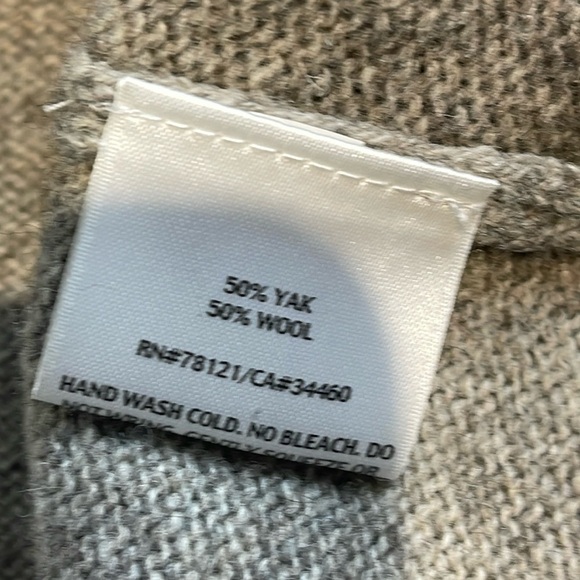 Eileen Fisher Wool Cardigan Size Extra Small - Picture 6 of 9